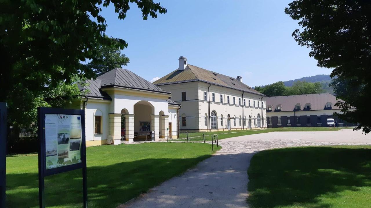 Comfort Apartment For 6 & Loggia & Free Parking Zsolna Kültér fotó