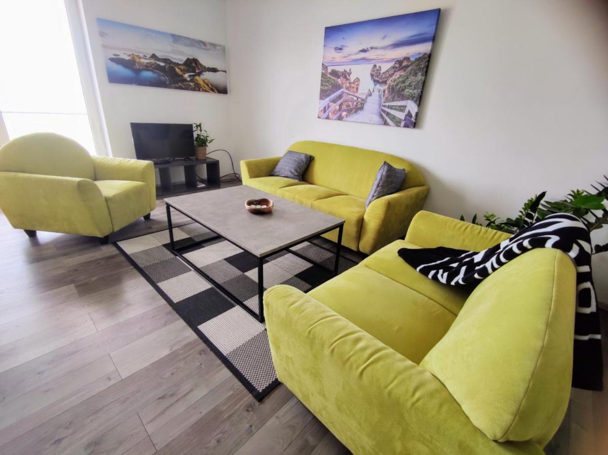 Comfort Apartment For 6 & Loggia & Free Parking Zsolna Kültér fotó