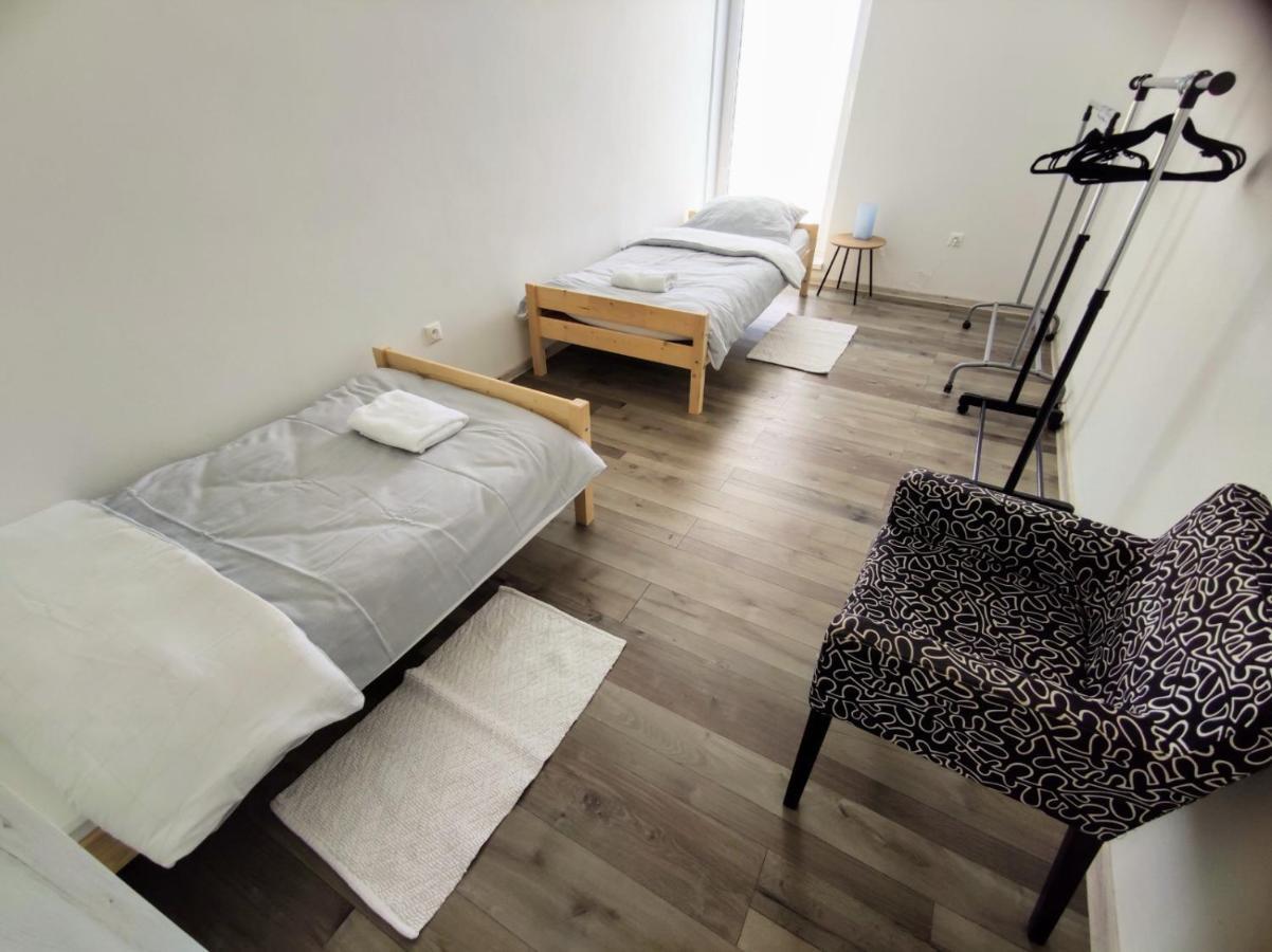 Comfort Apartment For 6 & Loggia & Free Parking Zsolna Kültér fotó