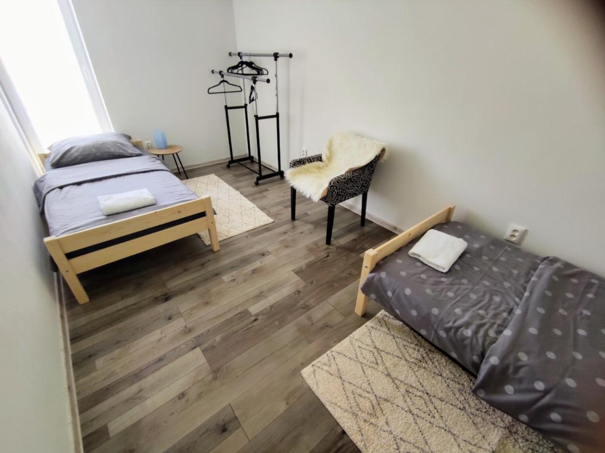 Comfort Apartment For 6 & Loggia & Free Parking Zsolna Kültér fotó