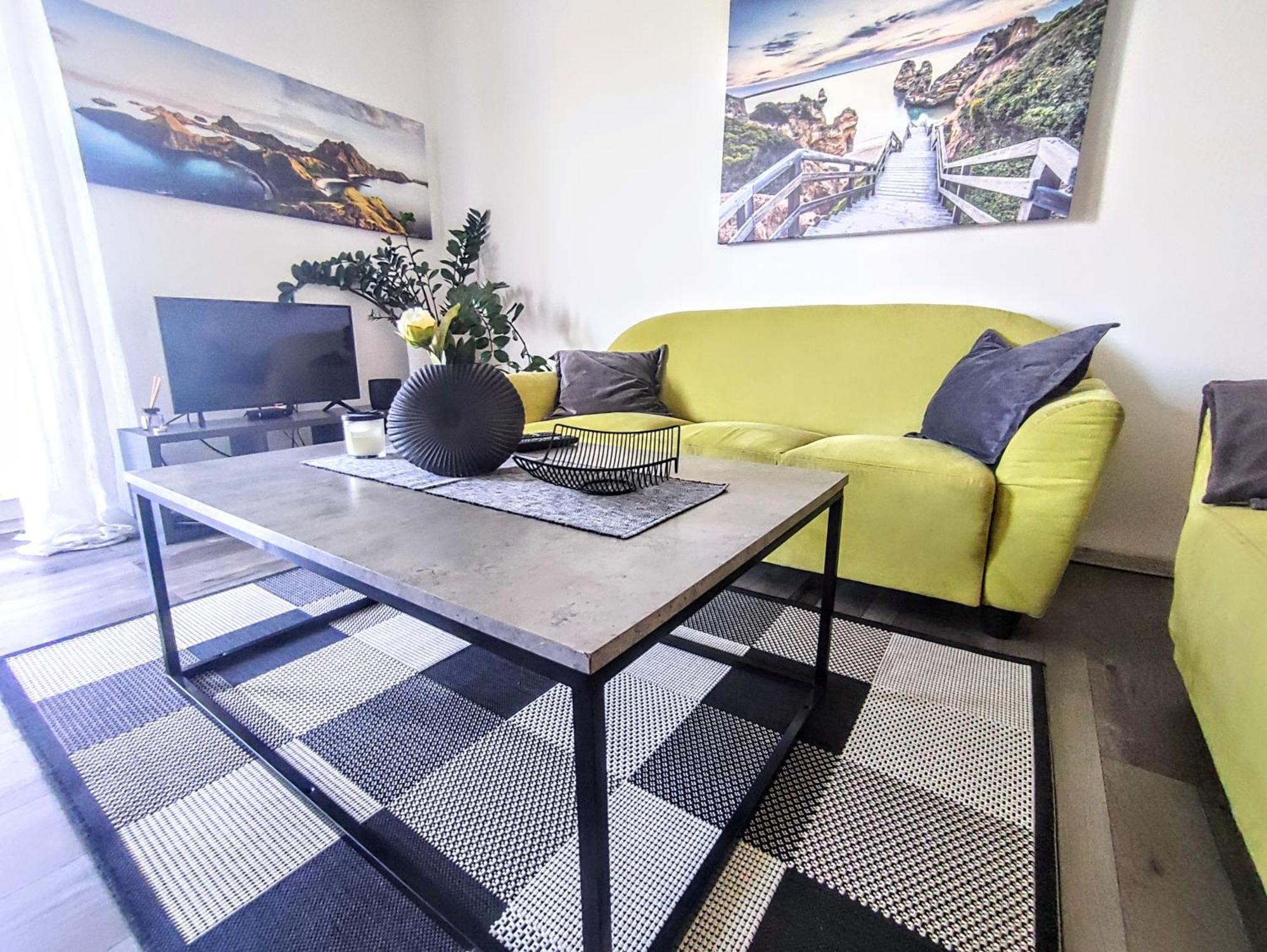 Comfort Apartment For 6 & Loggia & Free Parking Zsolna Kültér fotó