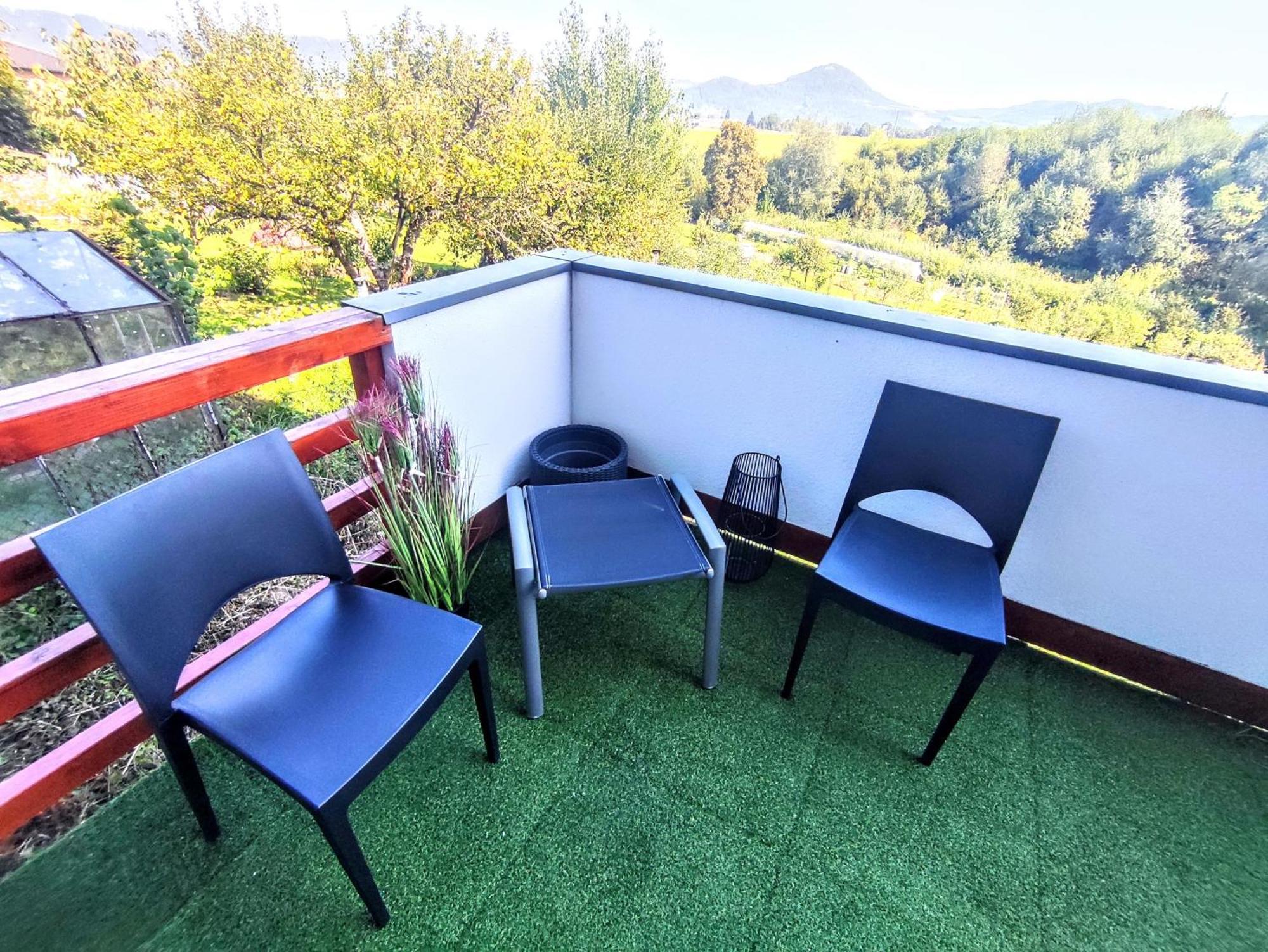 Comfort Apartment For 6 & Loggia & Free Parking Zsolna Kültér fotó